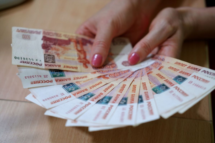 Где заработать 100 тысяч рублей
