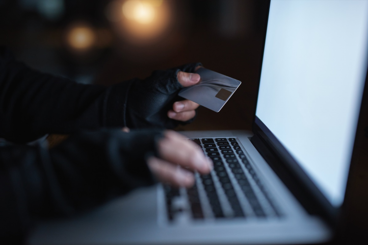 Как начать зарабатывать через интернет
